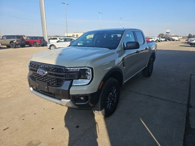 New 2026 Desert Sand Ford XLT image 43