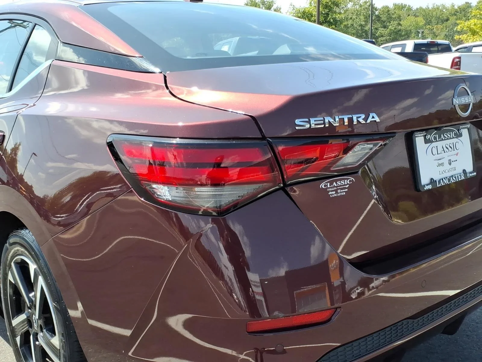 Used 2025 Rosewood Metallic Nissan SV image 17
