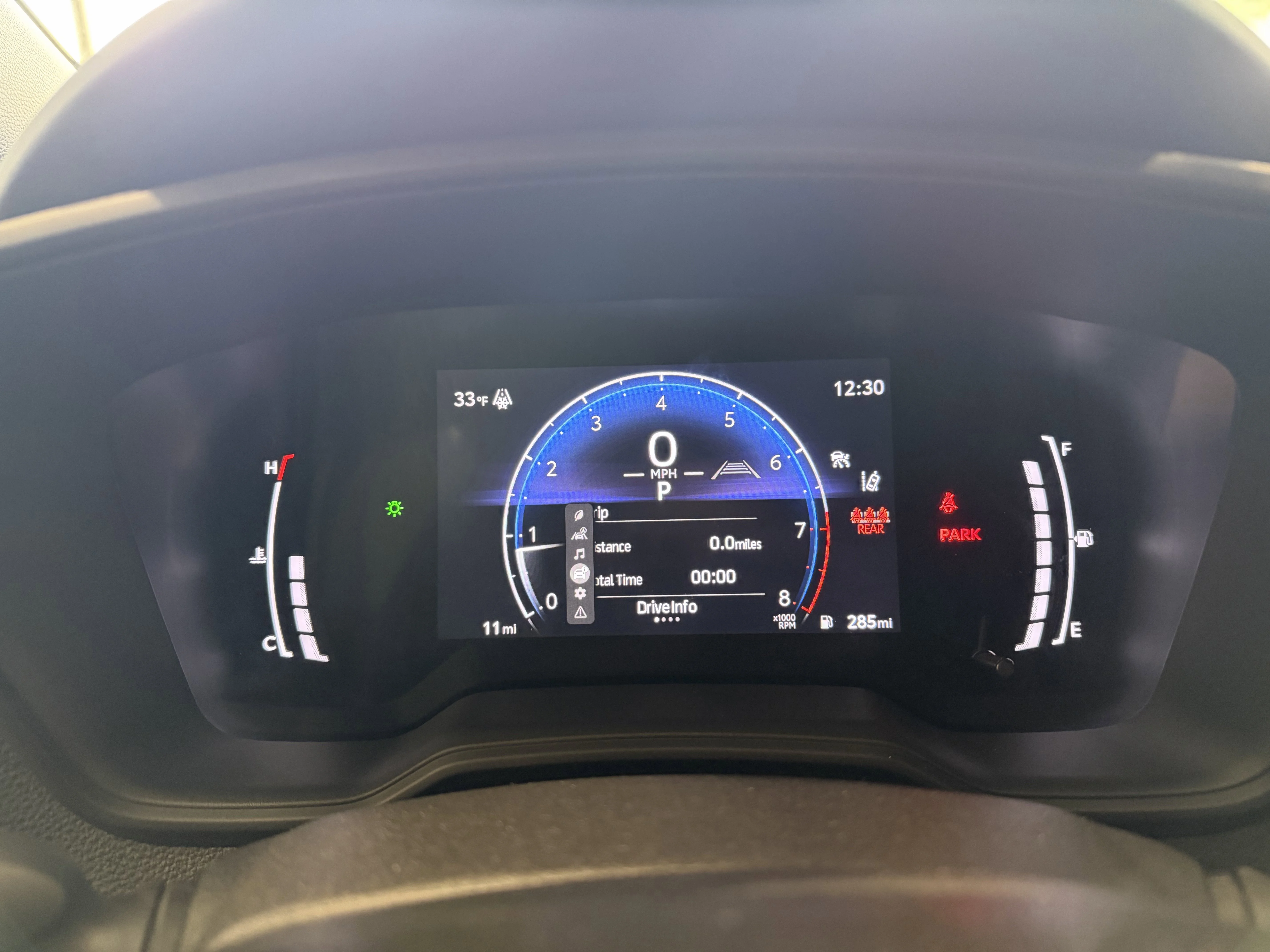2026 Toyota Corolla SE - Photo 33