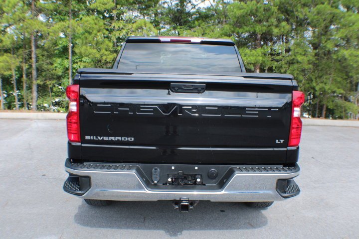 Used 2022 Black Chevrolet LT image 17