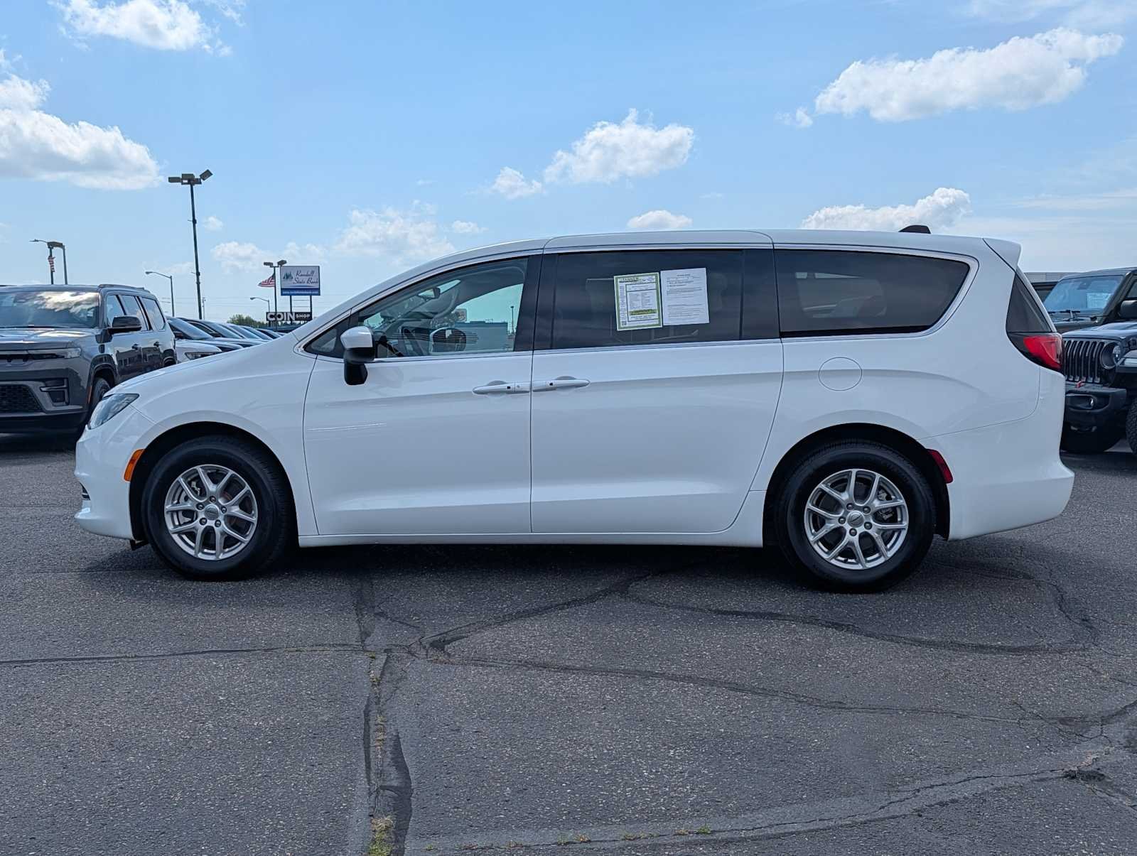 Used 2023 Bright White Clearcoat Chrysler LX image 4