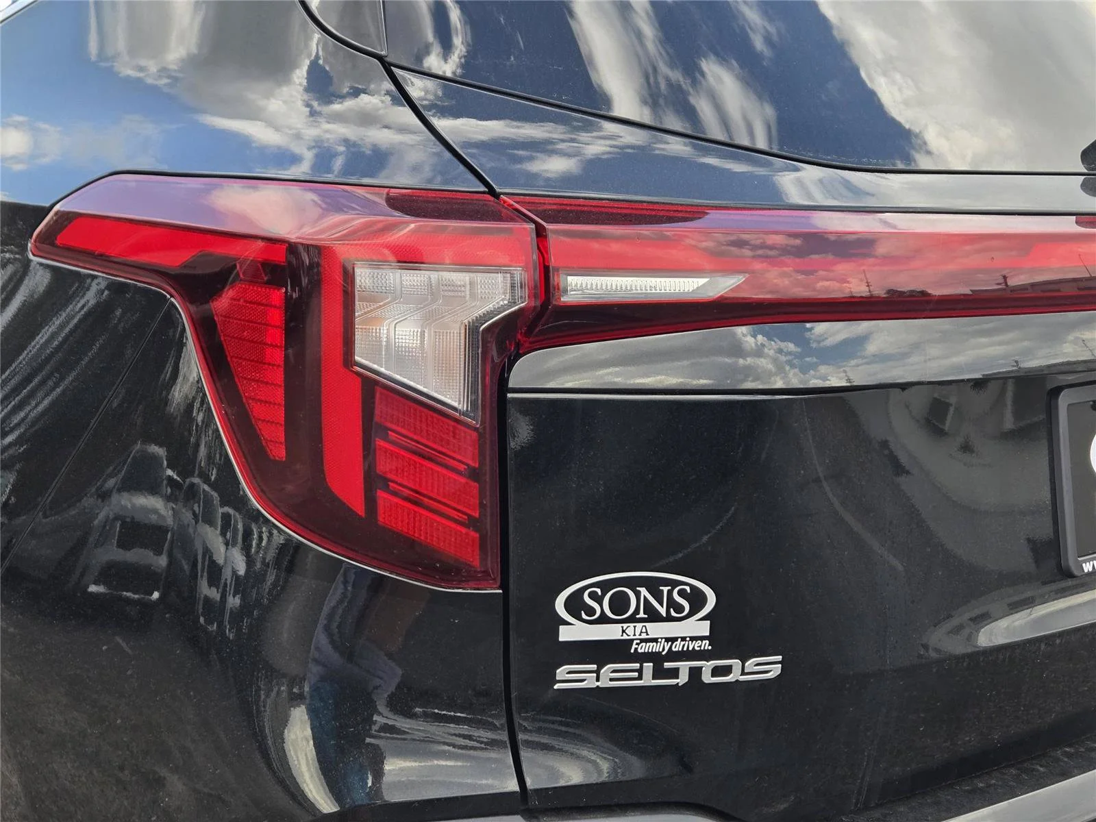 New 2026 Fusion Black Kia EX image 10