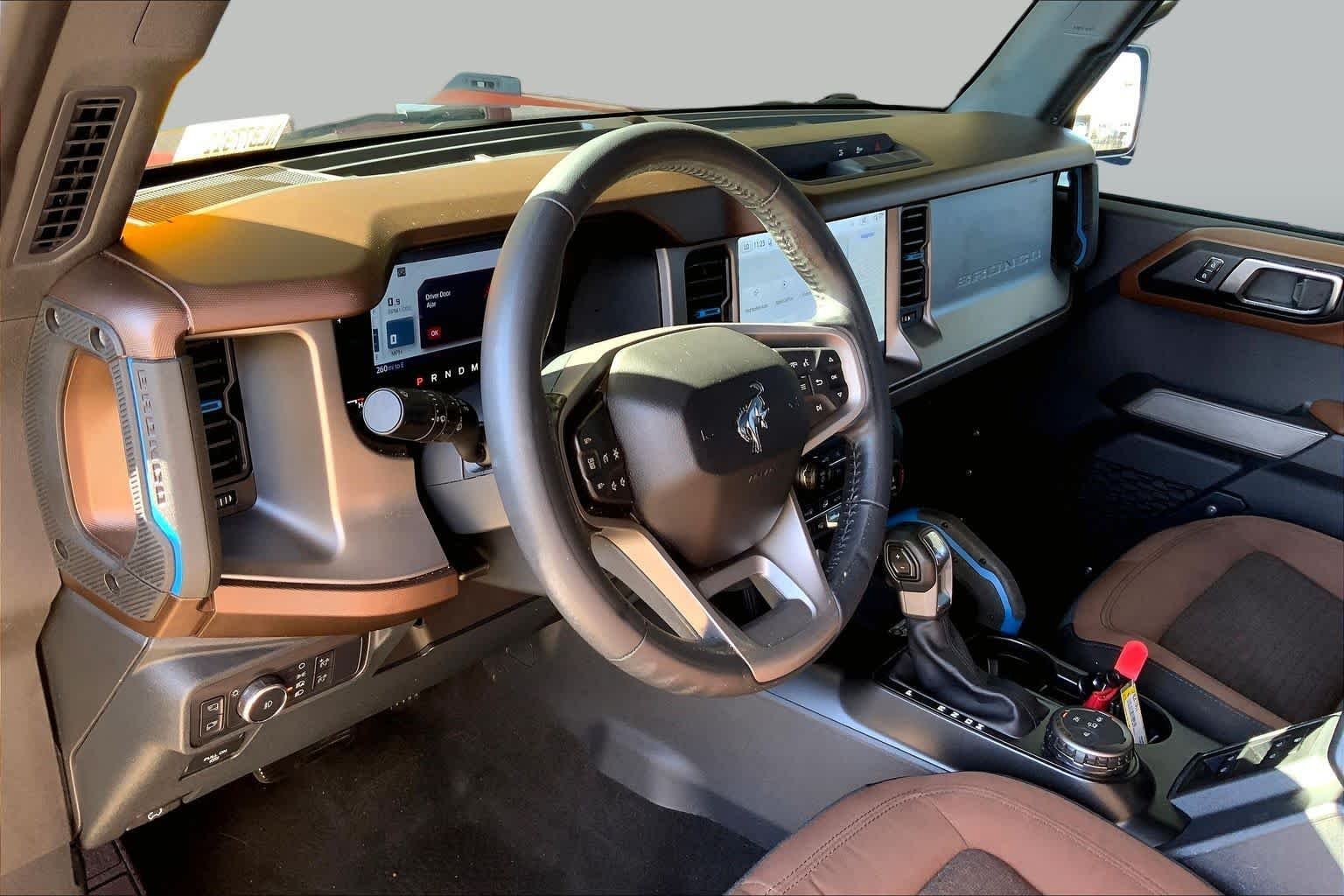 Used 2022 Hot Pepper Red Metallic Tinted Clearcoat Ford Outer Banks image 16