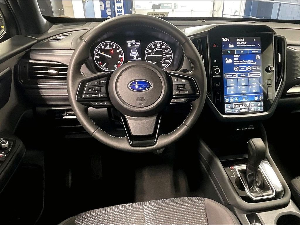 Used 2025 Ice Silver Metallic Subaru Premium image 18