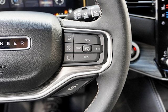 2023 Jeep Wagoneer Series II - Photo 37