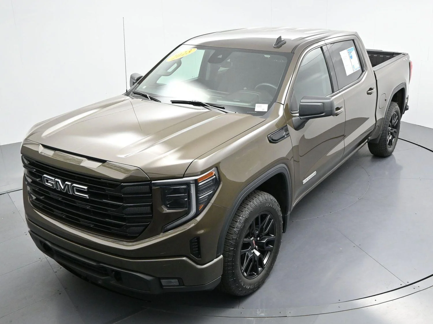 Used 2023 Deep Bronze Metallic GMC Elevation image 34
