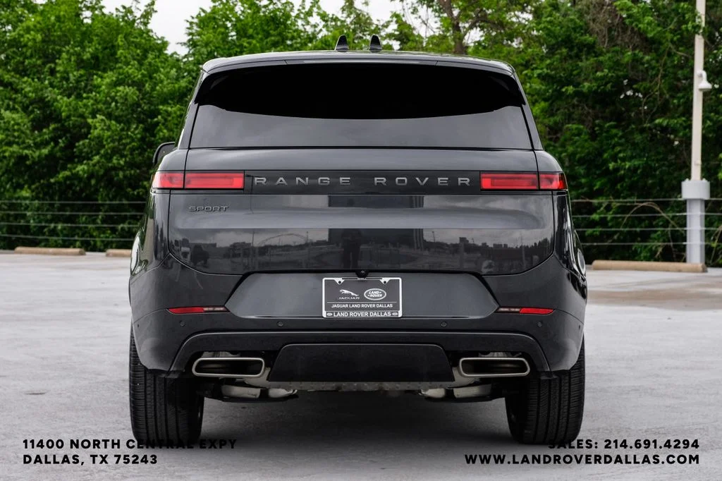 Certified Used 2025 Carpathian Gray Premium Metallic Land Rover Dynamic SE image 7