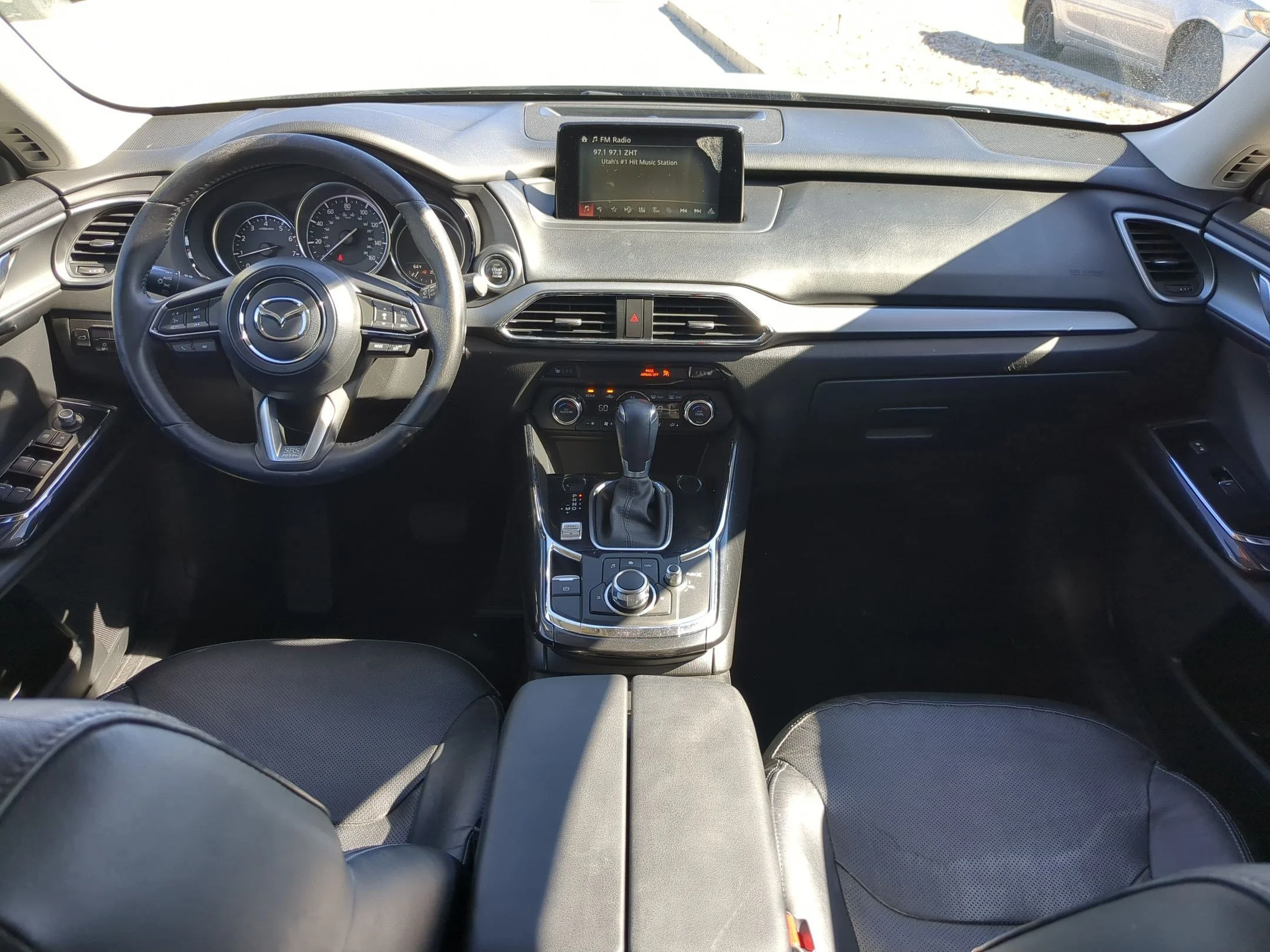 Used 2018 Sonic Silver Metallic Mazda Touring image 24