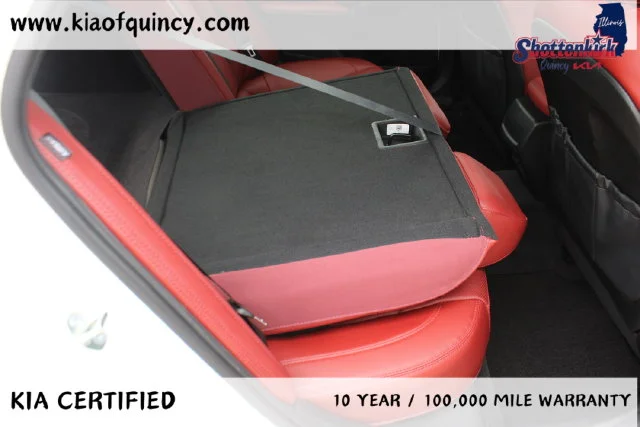 Used 2024 White Kia GT-Line image 17