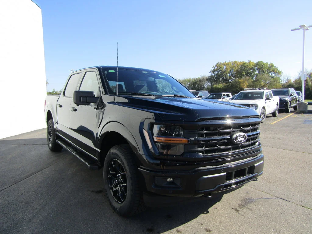 New 2026 Black Ford XLT image 13