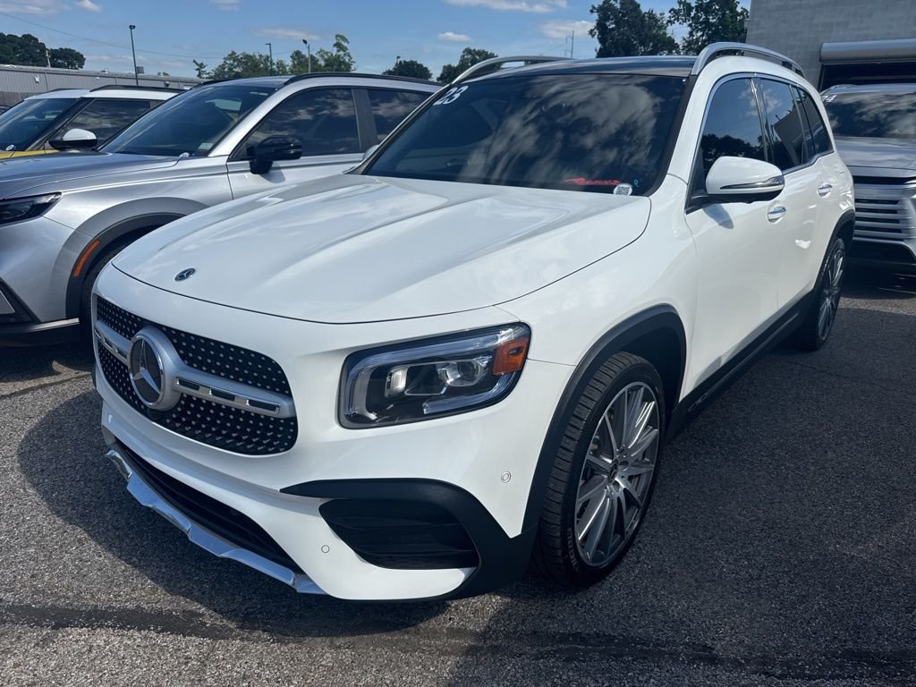 2023 Mercedes-Benz GLB GLB 250 4MATIC's photo