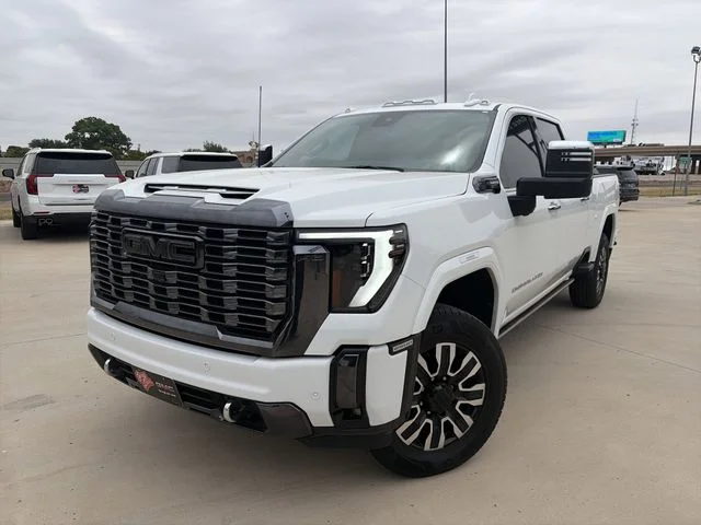Used 2024 White GMC Denali Ultimate image 2