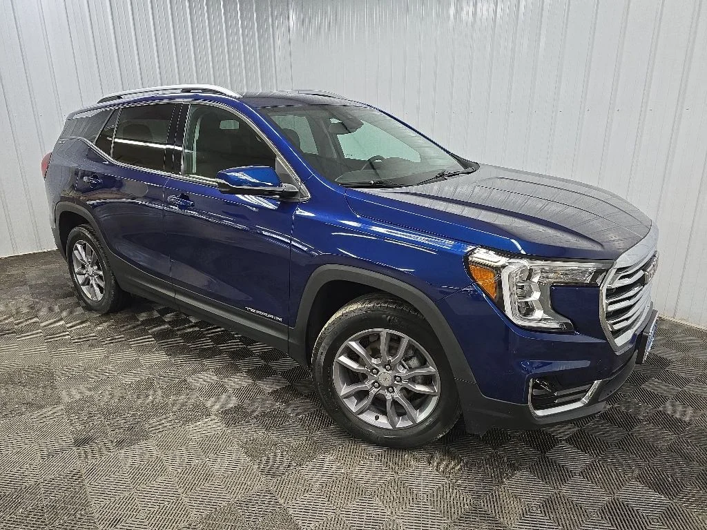 Used 2023 Blue GMC SLT image 7