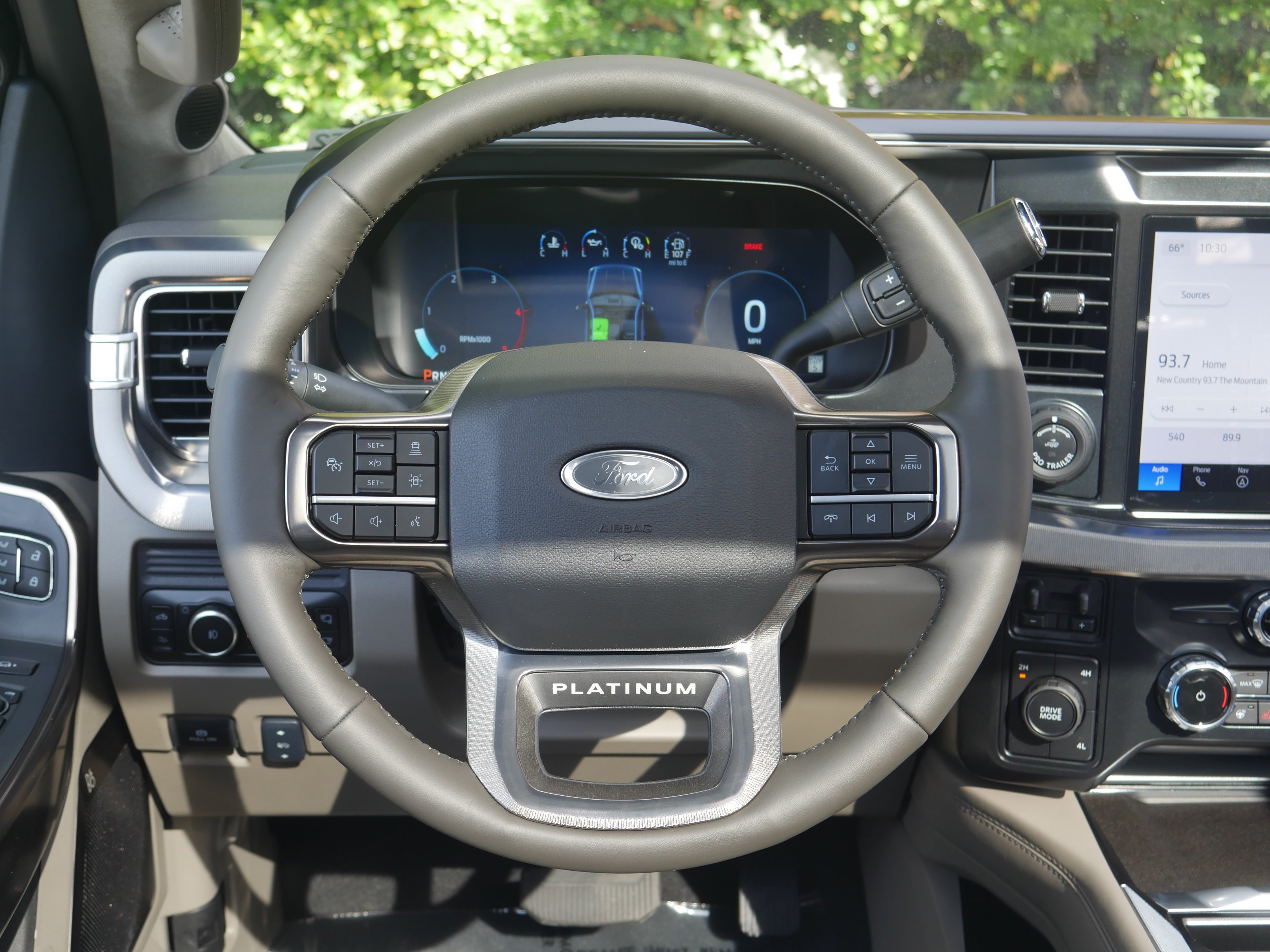 New 2026 Avalanche Ford F-350® Platinum® image 7
