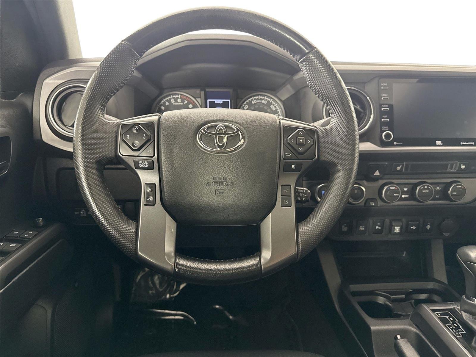 Used 2022 White Toyota TRD Off-Road image 33