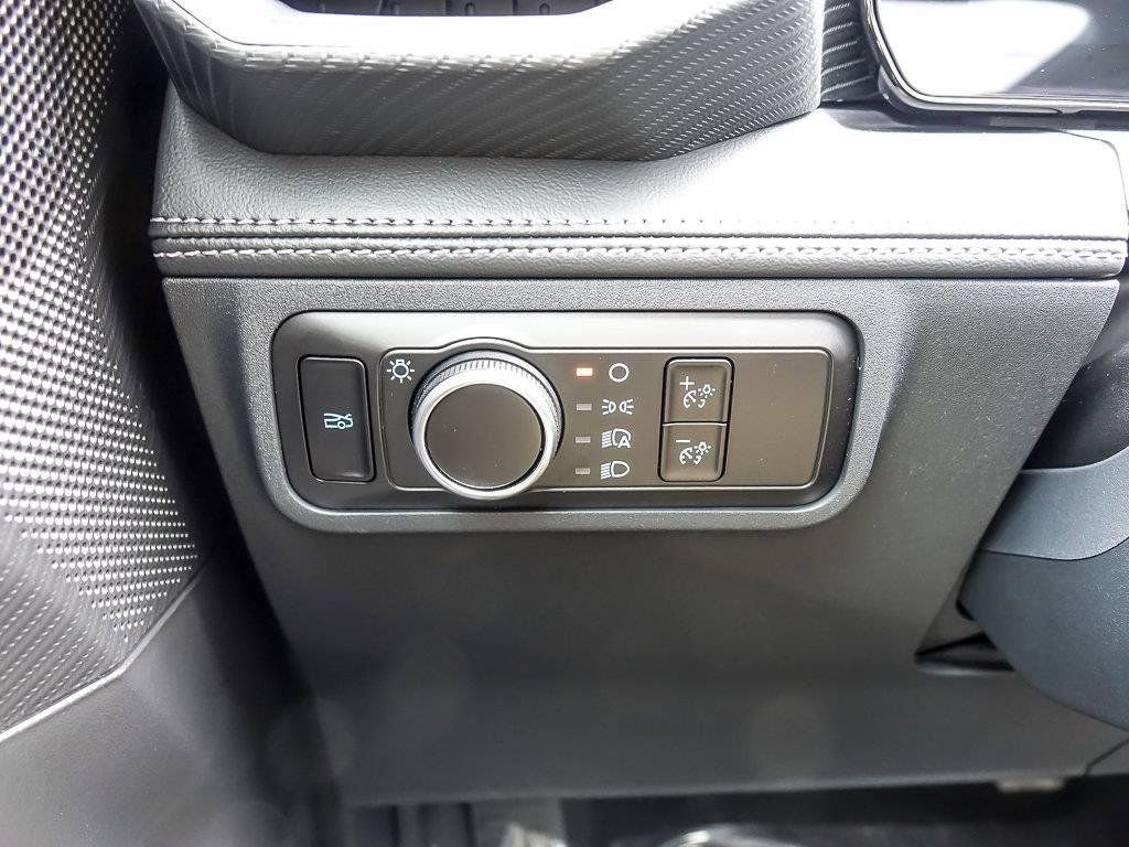 Used 2025 Red Ford  image 23