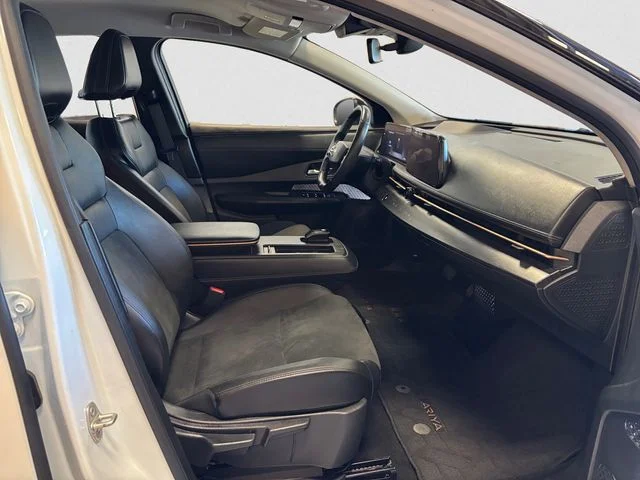 Certified Used 2023 Everest White Pearl Tricoat Black Diamond Pearl Nissan Engage image 15