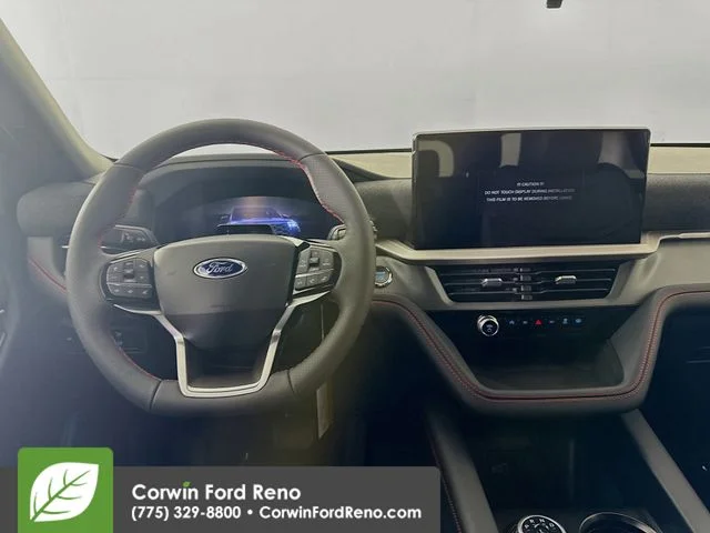New 2026 Star White Metallic Tri-Coat Ford ST-Line image 25