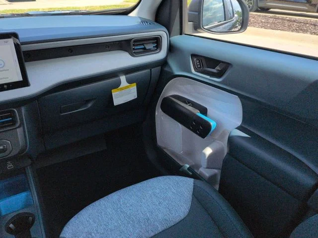 New 2026 Shadow Black Ford XLT image 17