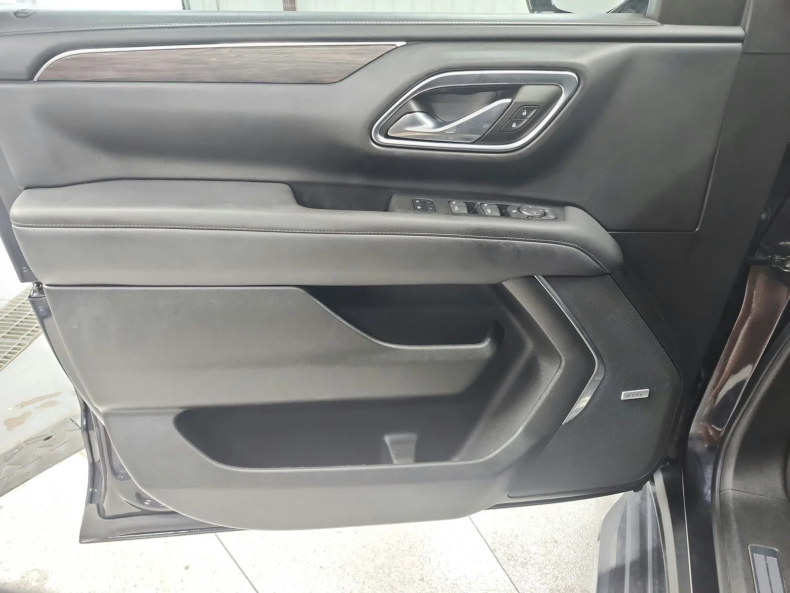 Used 2023 Gray Chevrolet LT image 36