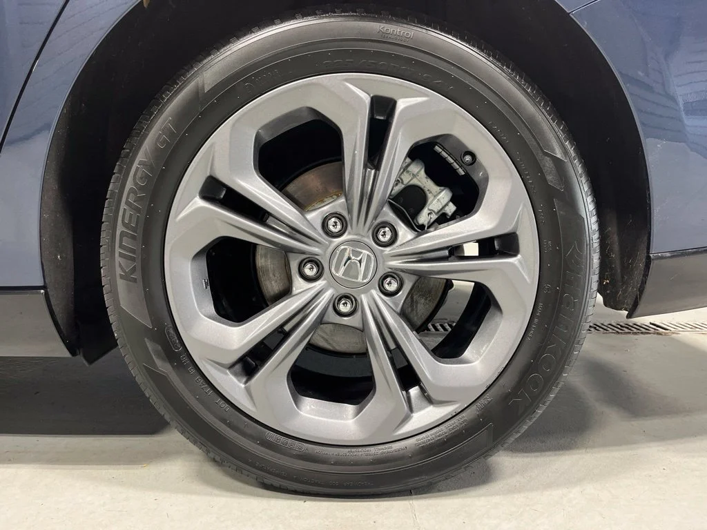 2025 Honda Accord Hybrid EX-L - Photo 36