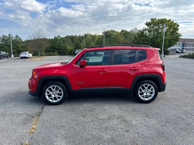 Used 2020 Red Jeep Latitude image 8