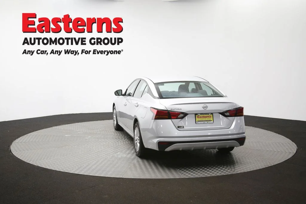 Used 2023 Silver Nissan 2.5 S image 64