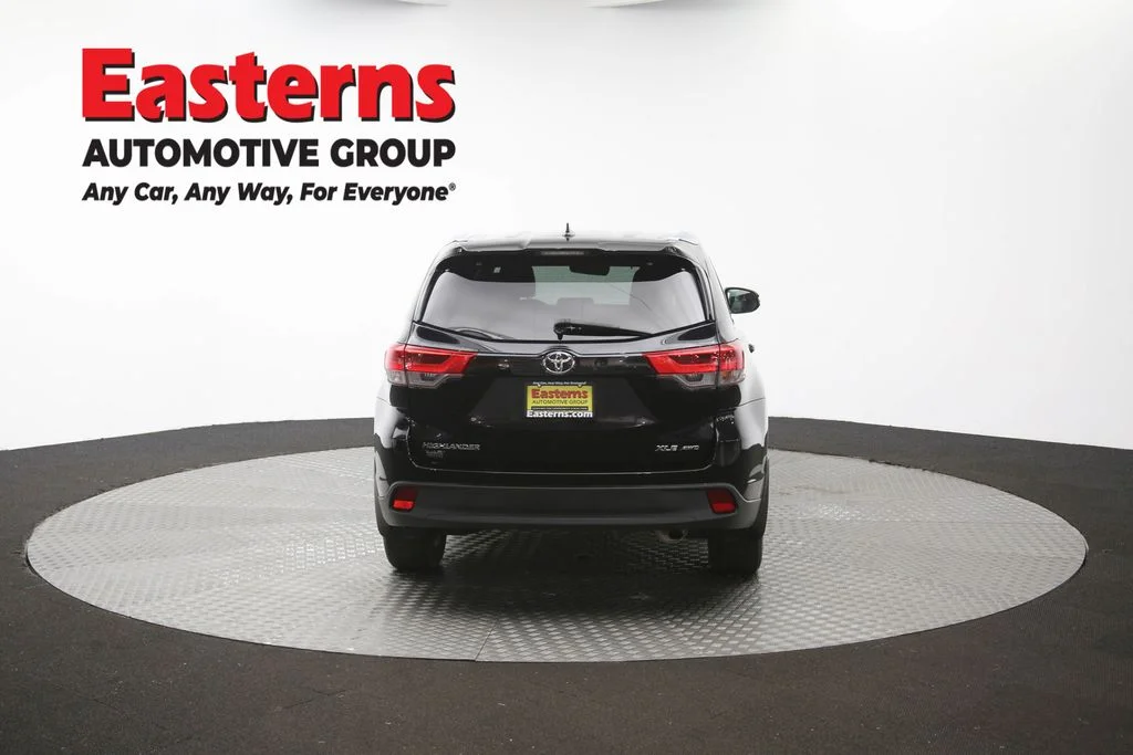 Used 2019 Black Toyota XLE image 41