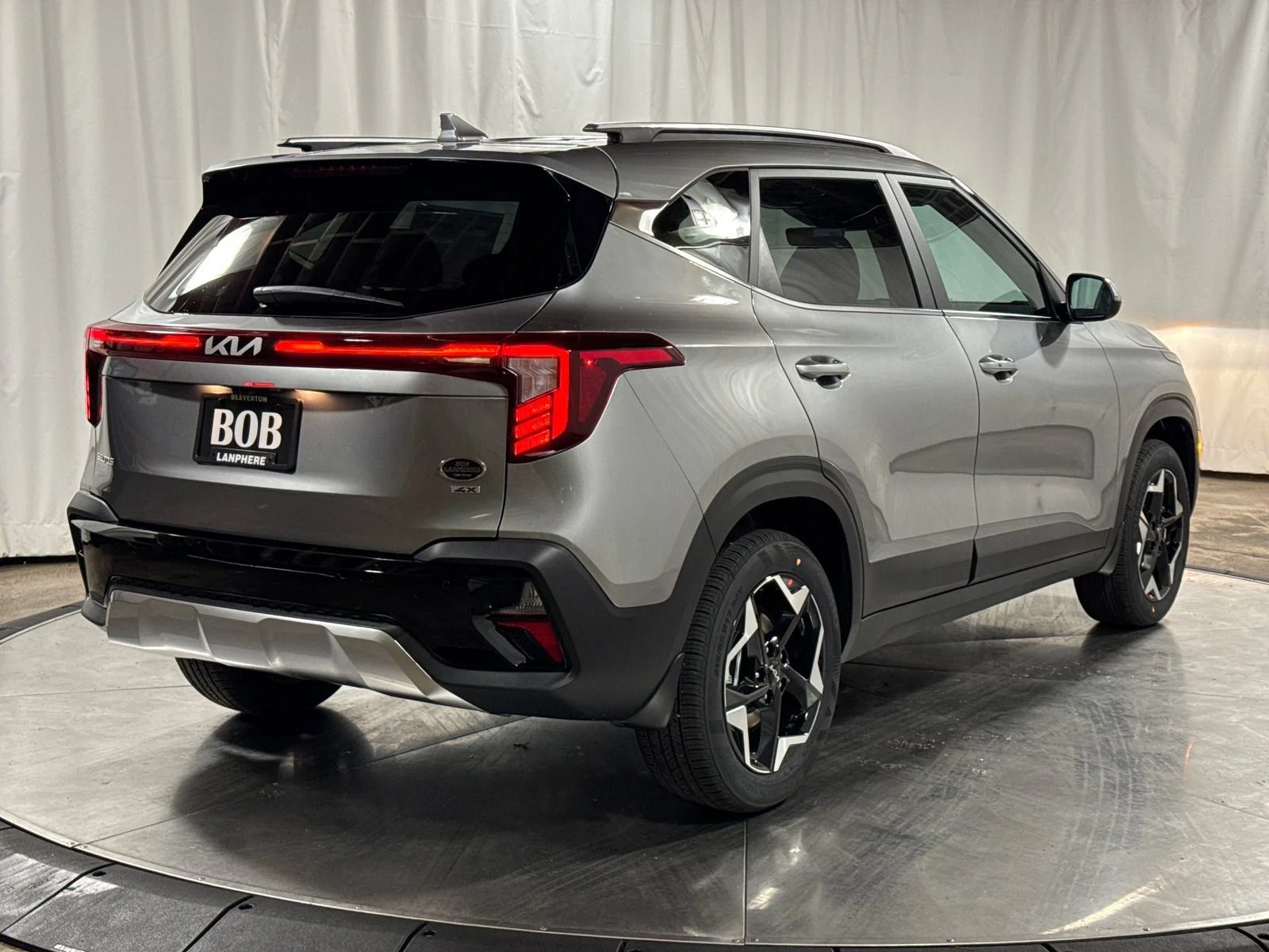 New 2026 Steel Gray Kia EX image 11