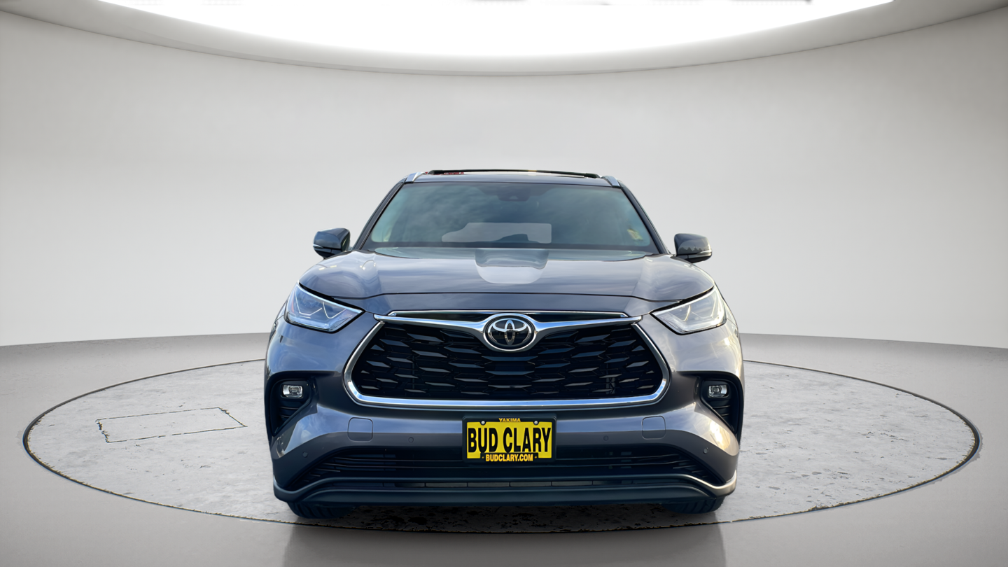 Certified Used 2022 Gray Toyota Limited image 2