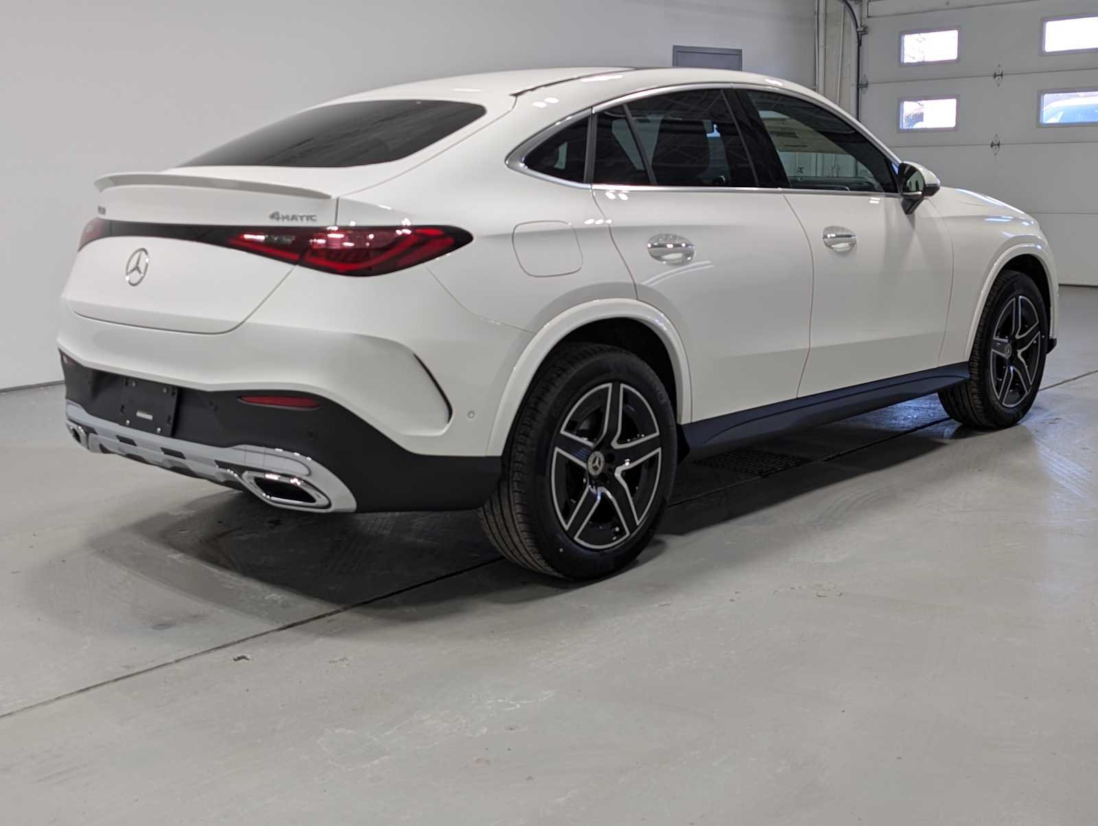 Certified Used 2026 Polar White Mercedes-Benz GLC 300 image 7