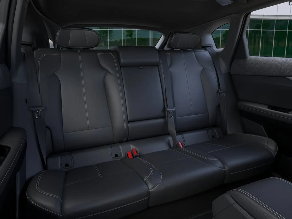 2026 Cadillac OPTIQ Luxury - Photo 18