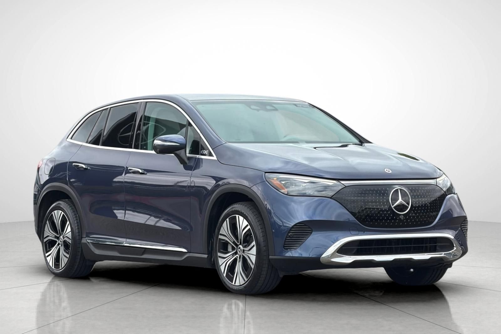 Used 2023 Blue Mercedes-Benz 350+ SUV image 30