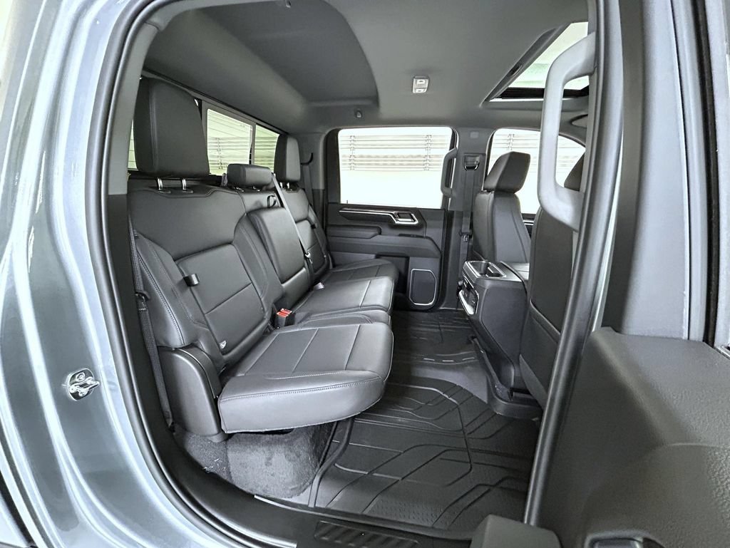 2026 Chevrolet Silverado 3500 HD LTZ - Photo 18