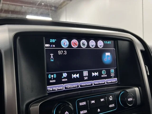 Used 2018 Black GMC SLT image 13