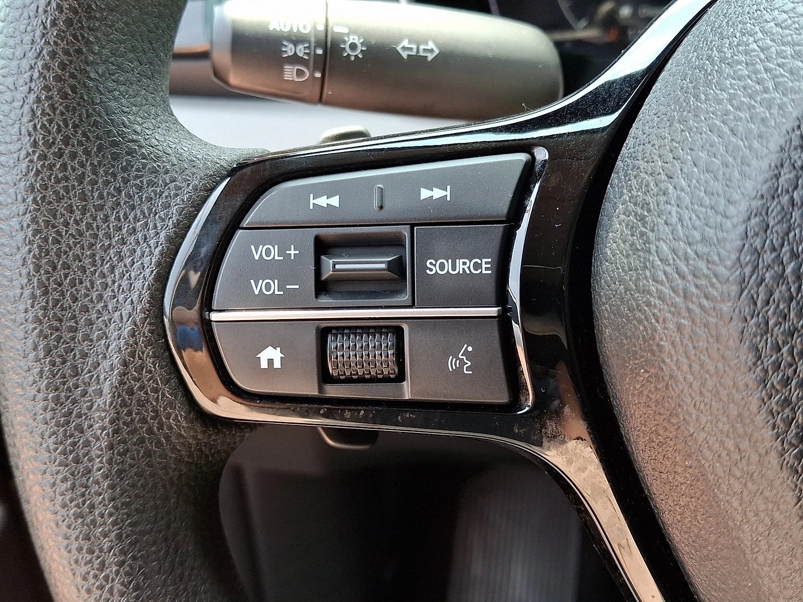 2023 Honda Pilot LX - Photo 50