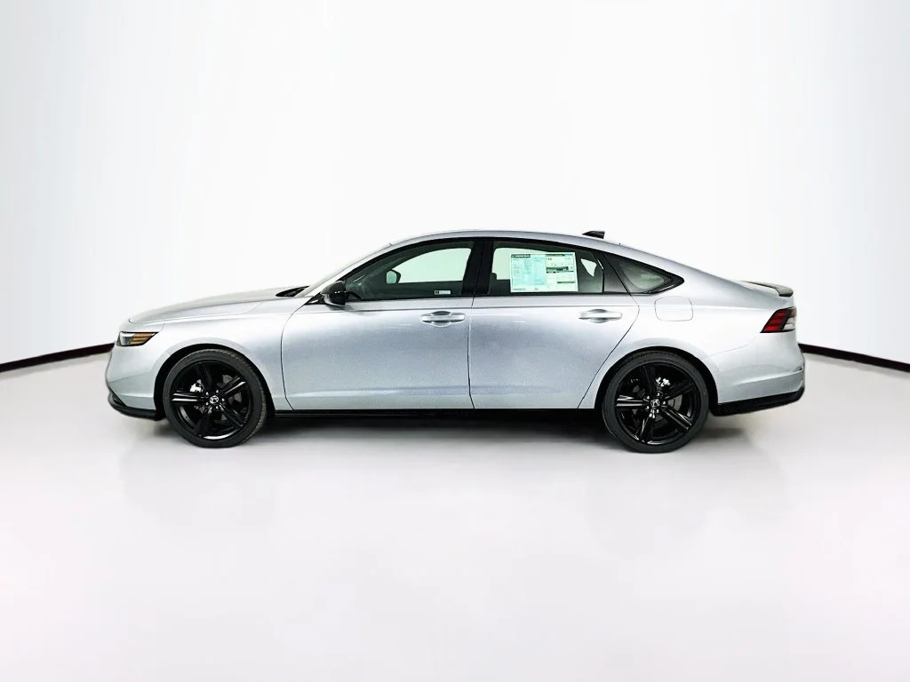 New 2026 Solar Silver Metallic Honda Sport-L image 4