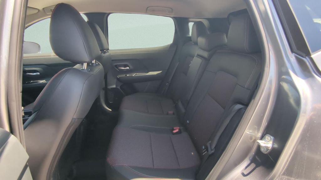 2026 Nissan KICKS SR - Photo 11