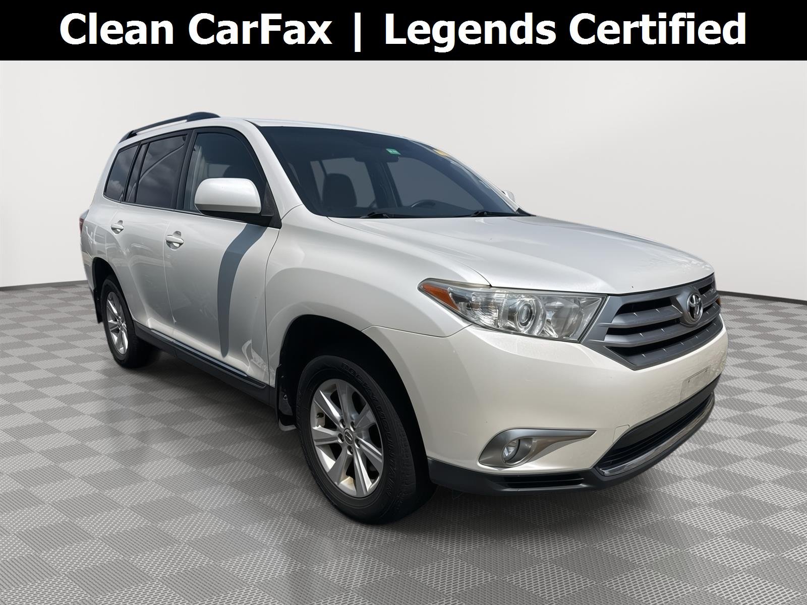 Used 2012 Blizzard Pearl Toyota Base image 1