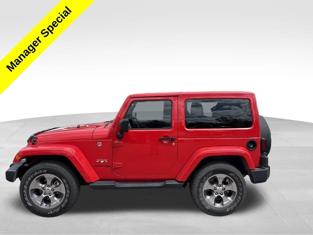 Used 2018 Red Jeep Sahara image 1