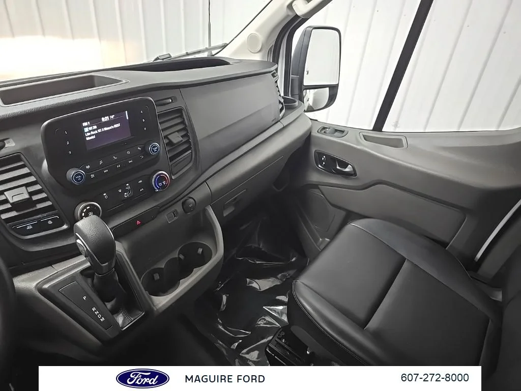 Used 2025 White Ford Base image 28