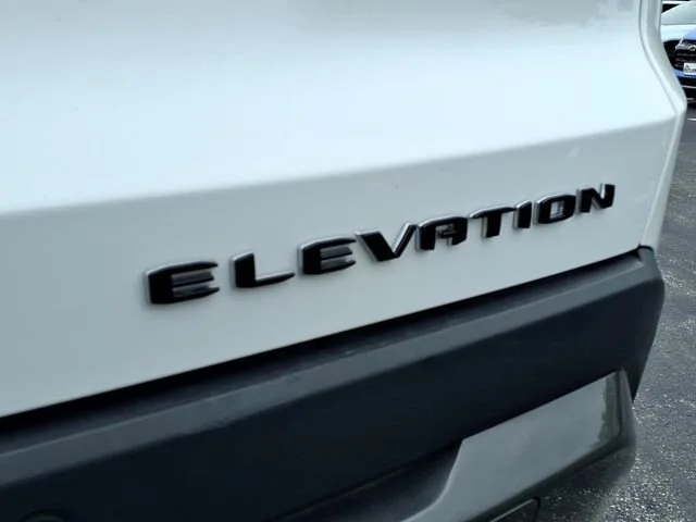 Used 2026 Summit White GMC Elevation image 21