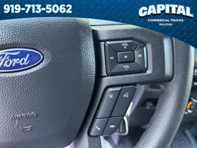 Used 2022 White Ford XL image 23