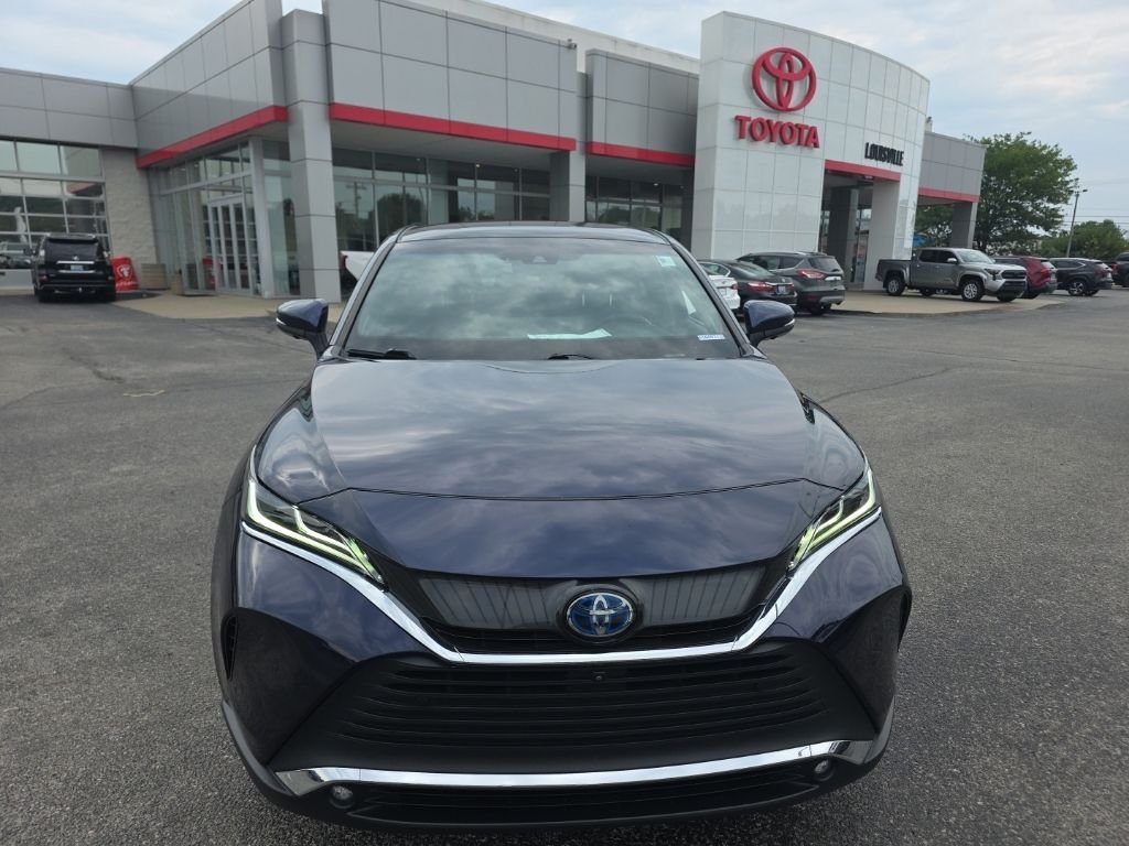 Certified Used 2023  Toyota Limited image 3