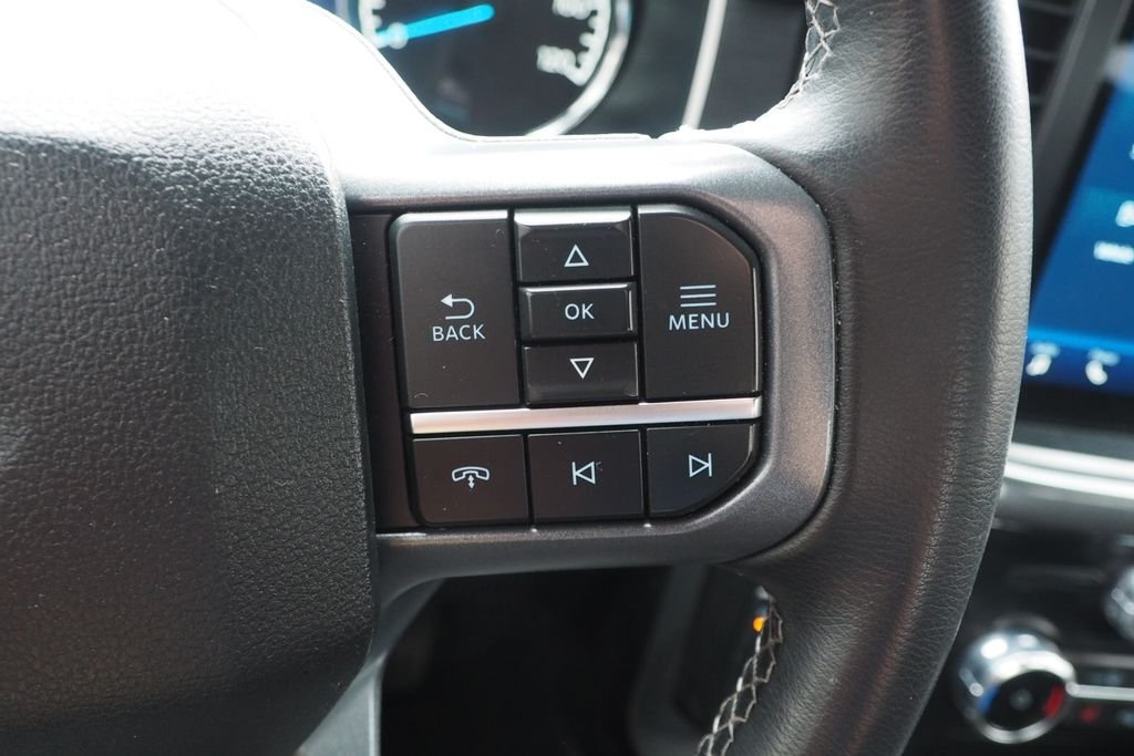 Used 2023 White Ford XLT image 28