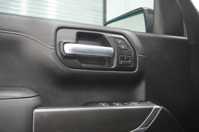 Used 2021 BLACK GMC AT4 image 18