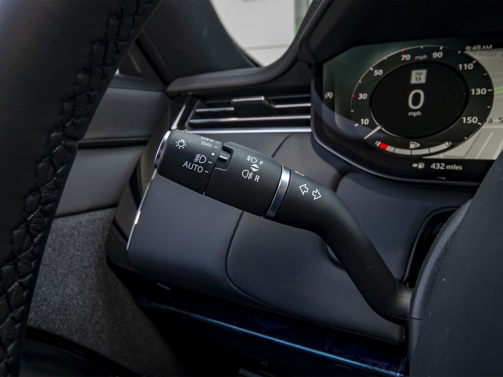 New 2026 Borasco Grey Land Rover SE image 20