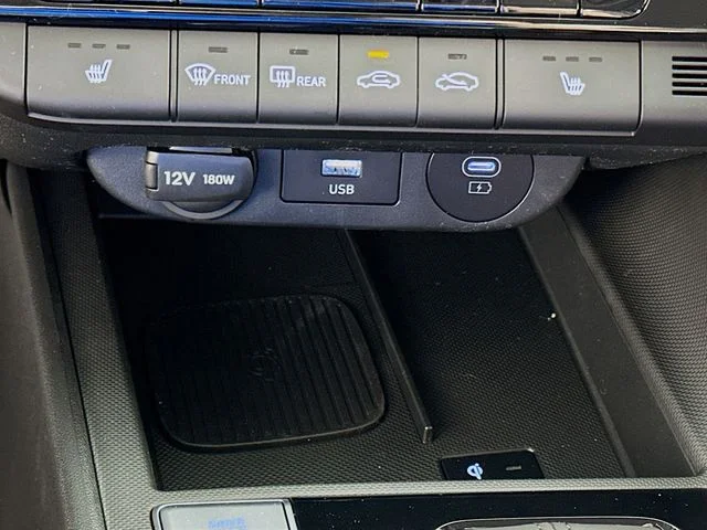 New 2026 Hyundai ELANTRA Limited