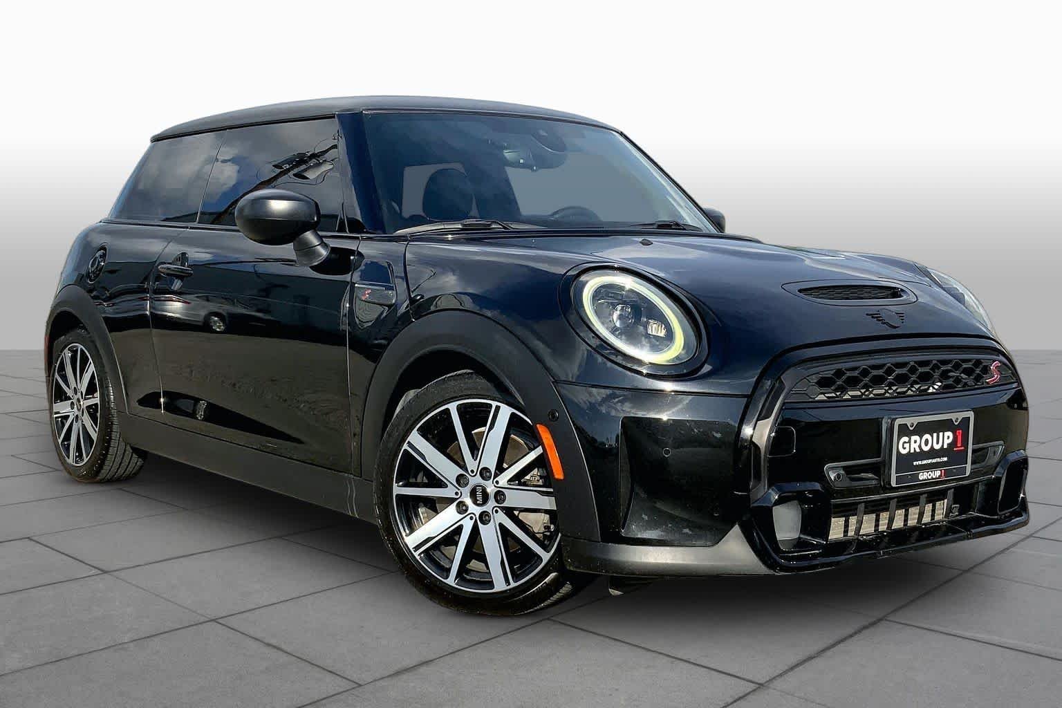 Used 2023 Midnight Black II MINI Cooper S image 3