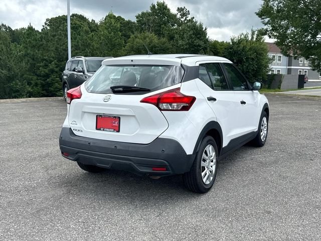 Used 2020 White Nissan S image 4
